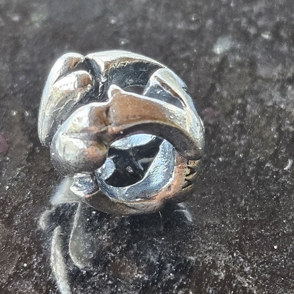 Retired Trollbeads Sterling Silver Letter M TAGBE- 10072 - Picture 3 of 3